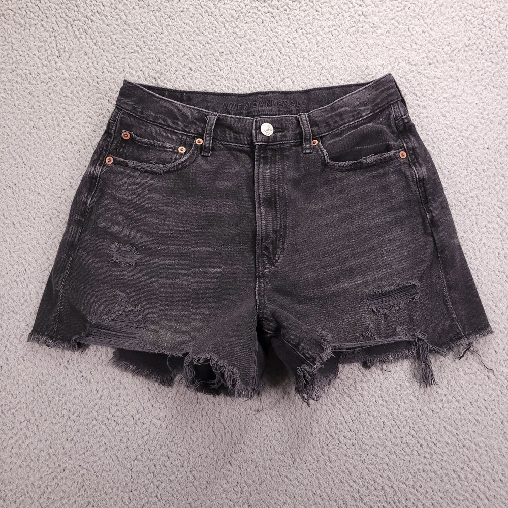 AMERICAN EAGLE Shorts Size 6 90s Boyfriend Cut Off Distressed Black Denim